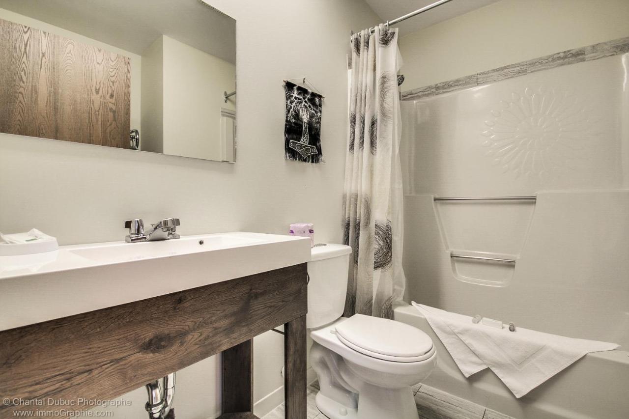 Auberge Motel Drakkar Shawinigan Extérieur photo